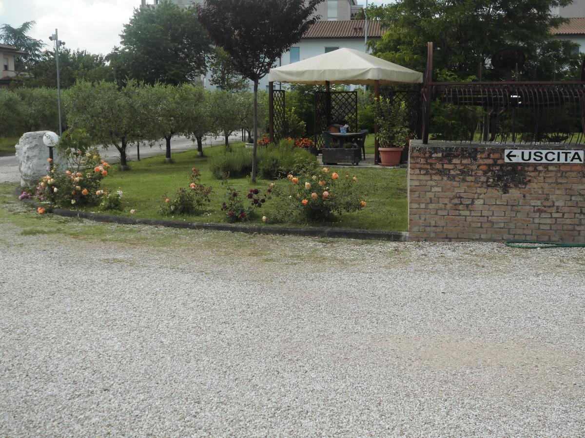 לינה וארוחת בוקר באסטיה אומברה Il Casale Della Fornace מראה חיצוני תמונה
